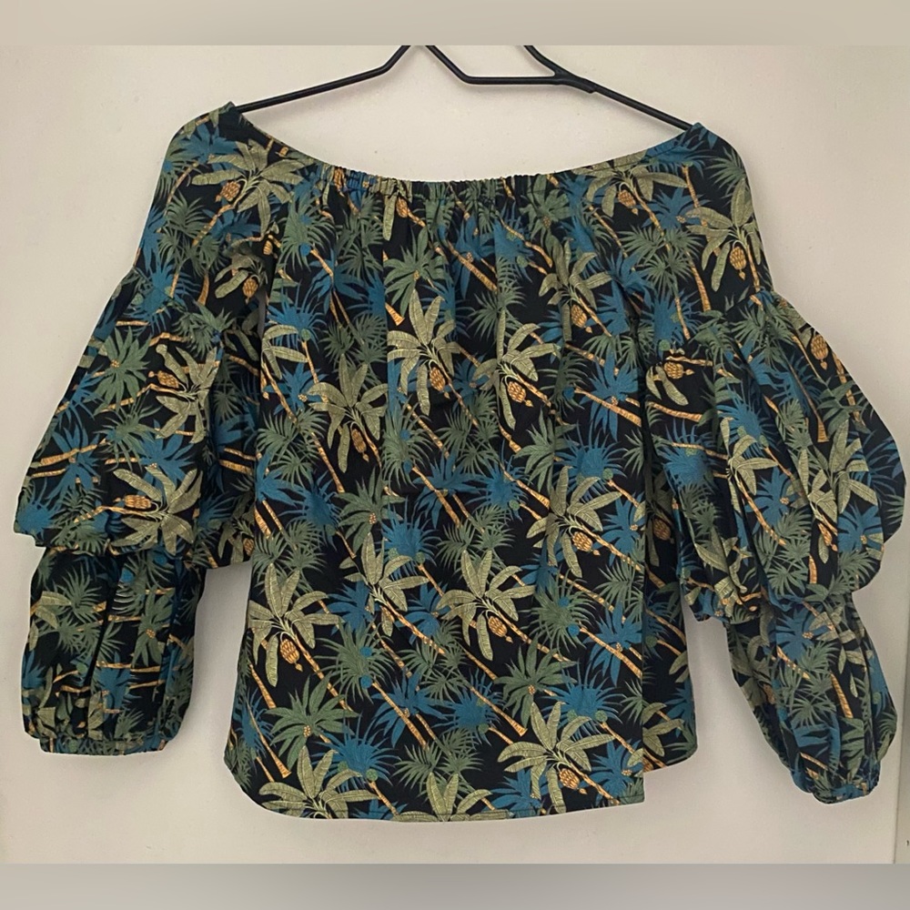 Petersyn “Lily” Paradise Off-The-Shoulder Blouson Sleeve Top, Small, NWT